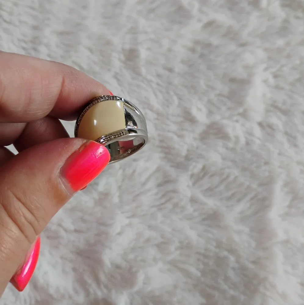 Sterling Silver Black & Cream Enamel Ring